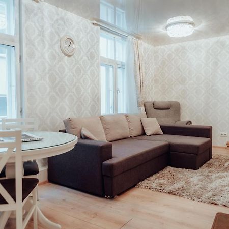 Dream Stay - Spacious 1-Bedroom Apartment In The Old Town Tallinn Bagian luar foto
